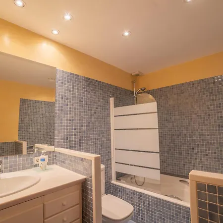 Apartment Mazi Colon
